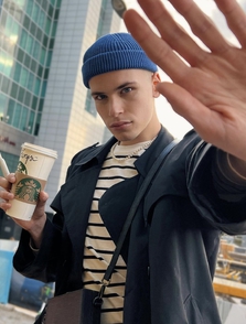 Vanilla Models - Borys