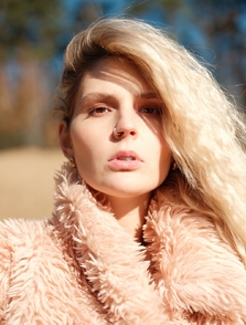 Vanilla Models - Julia M