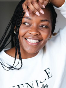 Vanilla Models - Divine